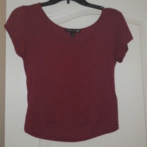 Maroon short tshirt